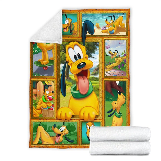 Funny Pluto Fleece Blanket Gift Idea 4 - PerfectIvy