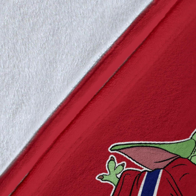 Montreal Canadiens Baby Yoda Fleece Blanket The Force Strong 8 - PerfectIvy