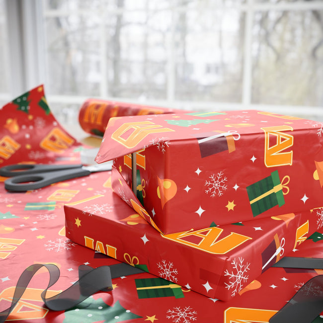 PT29102533 Holiday Gift Wrap with Christmas Design UA Academy