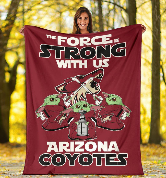 Arizona Coyotes Baby Yoda Fleece Blanket The Force Is Strong 1 - PerfectIvy