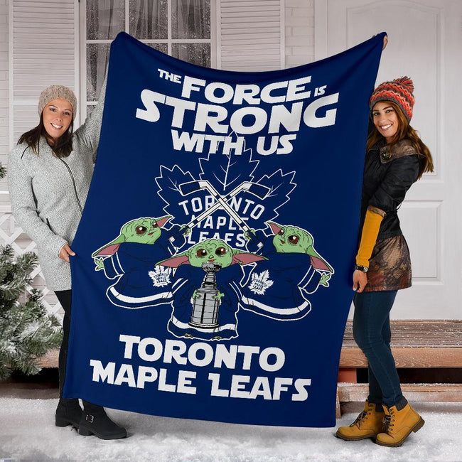 Toronto Maple Leafs Baby Yoda Fleece Blanket The Force Strong 6 - PerfectIvy